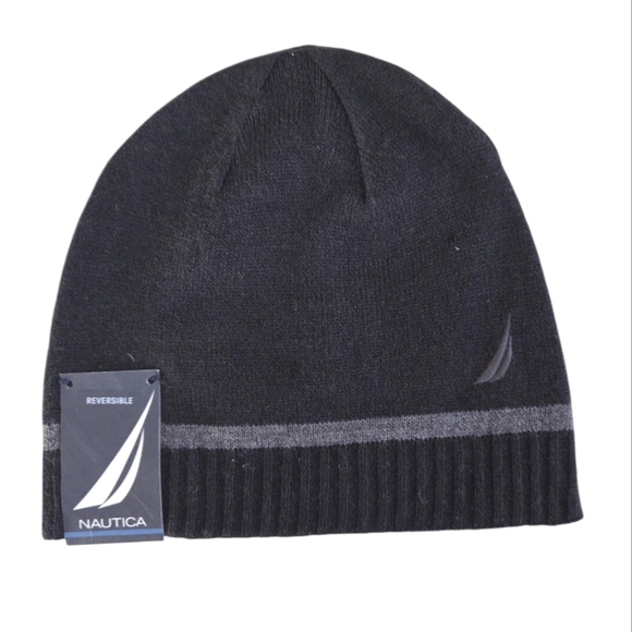 Nautica Other - Nautica Dark and Light Gray Reversible Beanie